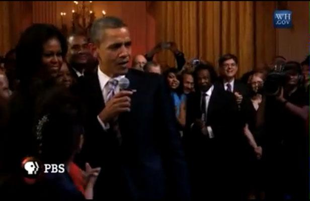 Barack Obama chante Sweet Home Chicago