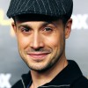 Freddie-Prinze-Jr-dans-witches-of-east-end