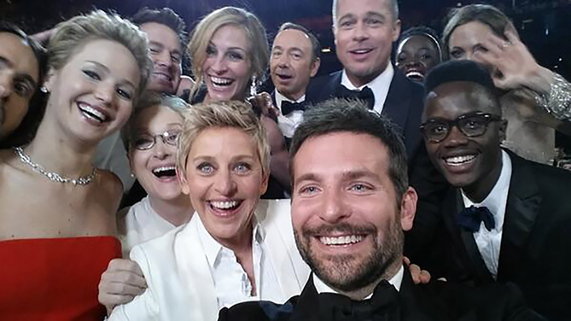 Oscars 2014 : 5 moments mémorables d'Ellen à découvrir en GIF