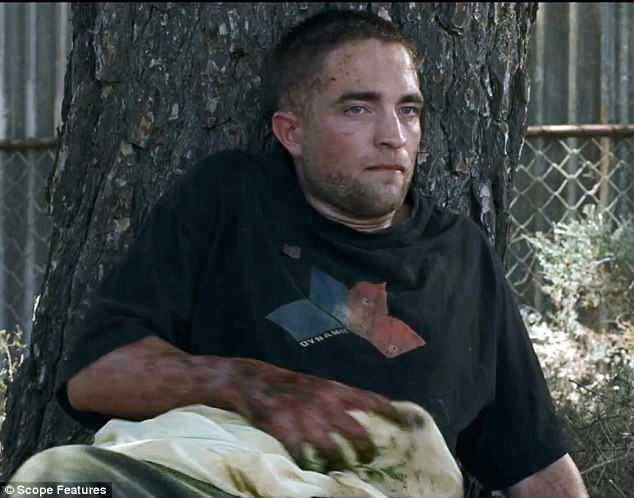 Robert-Pattinson-The-Rover-Movie-2