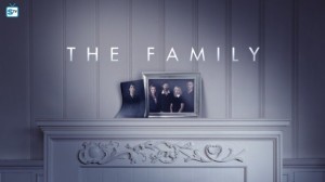 The Family_595_Mini Logo TV white - Gallery