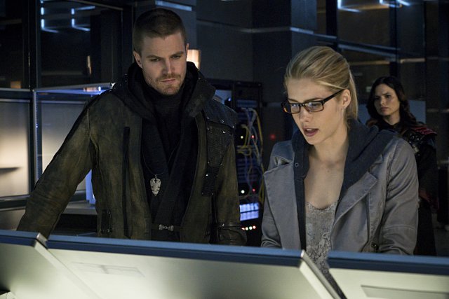 arrow-saison-3-my-name-is-oliver-queen-spoilers-2
