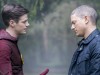 The Flash saison 3 : Barry fait équipe avec Captain Cold (photos)